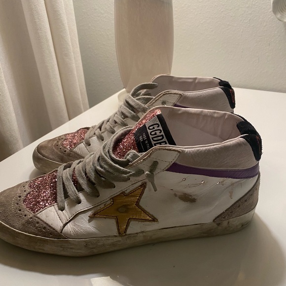 Golden Goose mid star sneakers- lightly worn GREAT condition! - Picture 4 of 11
